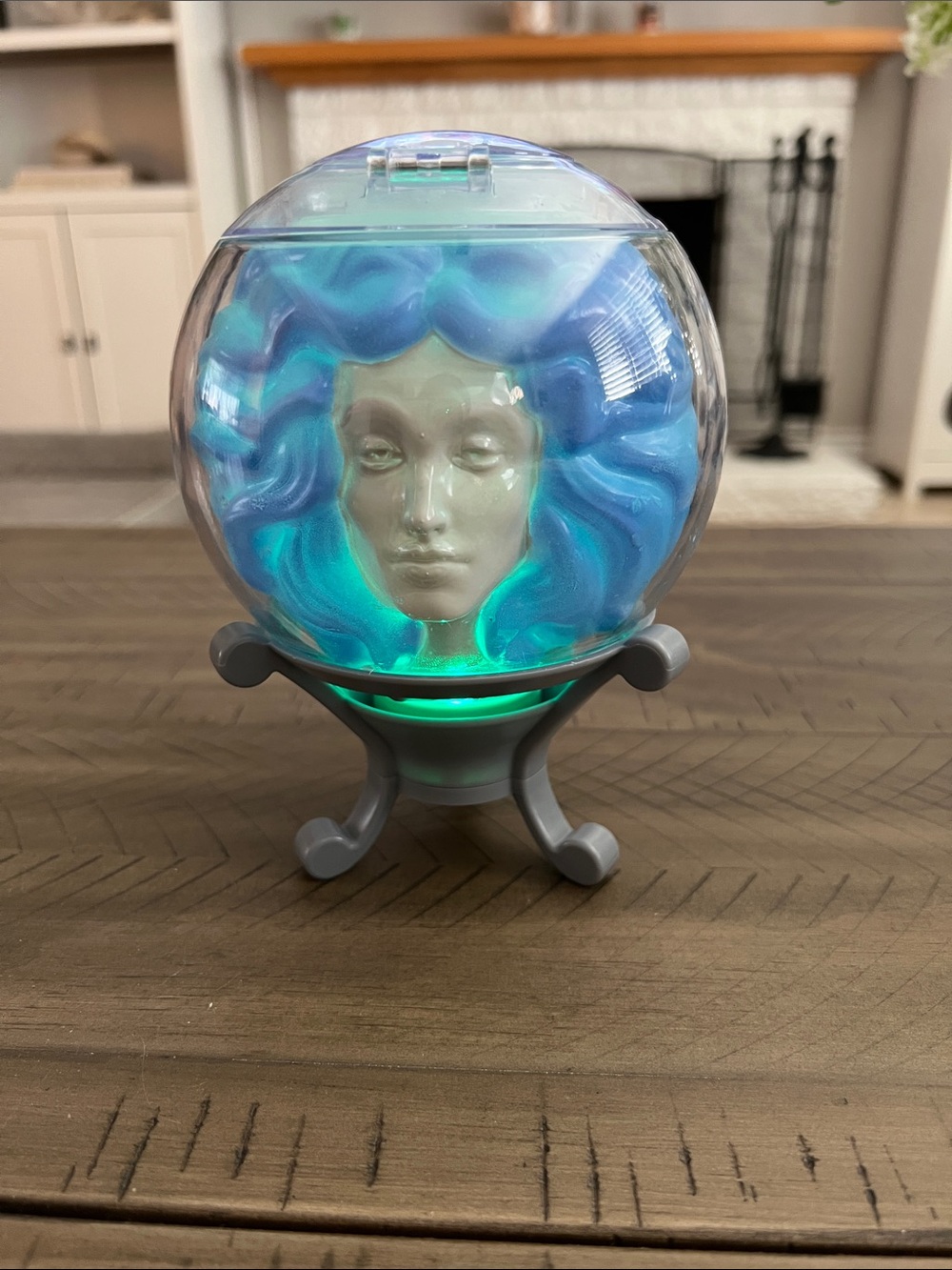 Disney Haunted Mansion Madame Leota light up crystal Ball sippy cup.